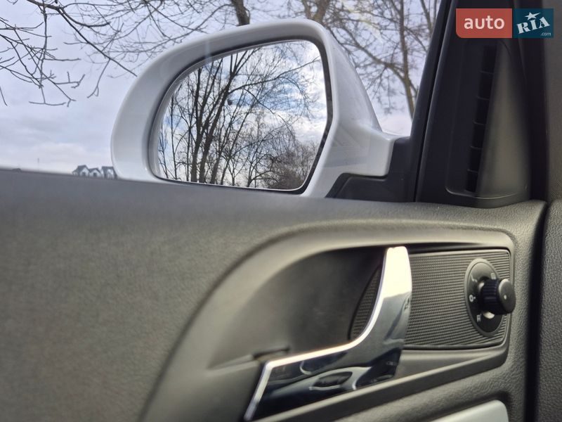 Универсал Skoda Octavia 2011 в Ирпене