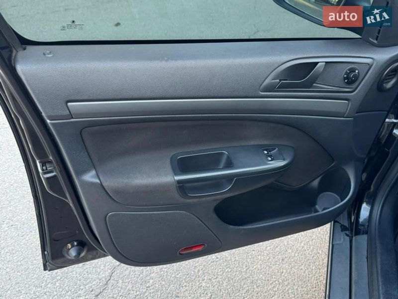 Лифтбек Skoda Octavia 2011 в Киеве фото 7 Лифтбек Skoda Octavia 2011 в Киеве