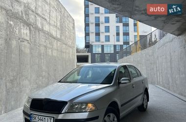 Лифтбек Skoda Octavia 2006 в Ровно