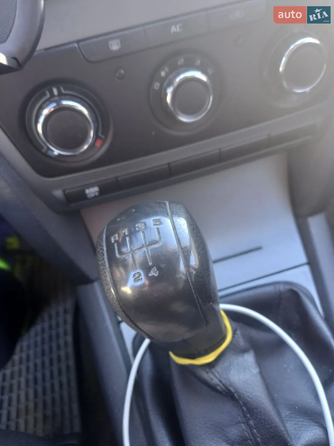 2011 Skoda Octavia - мініатюра 7