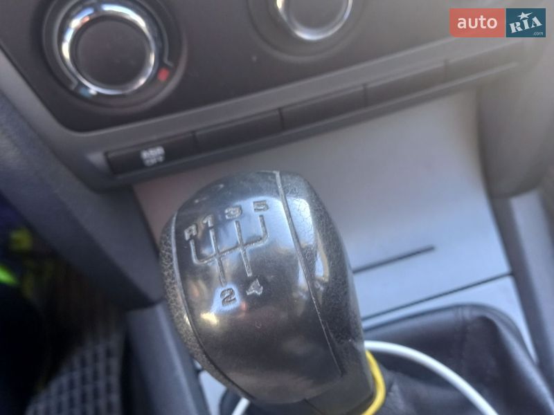 Универсал Skoda Octavia 2011 в Житомире фото 7 Универсал Skoda Octavia 2011 в Житомире