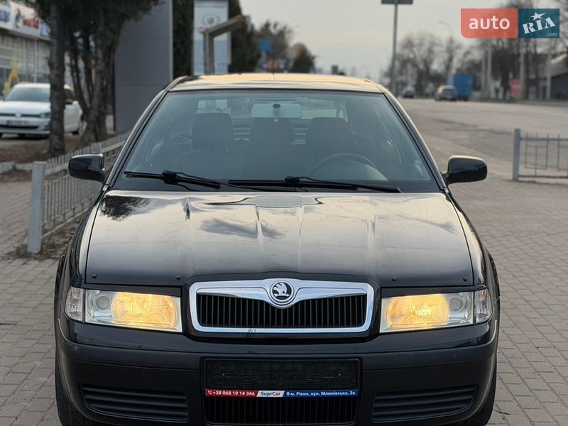 Лифтбек Skoda Octavia 2009 в Ровно