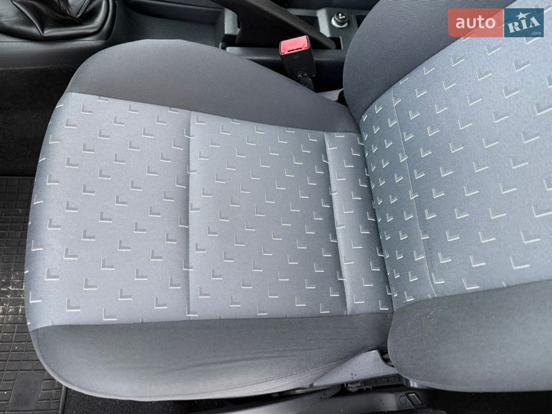 Лифтбек Skoda Octavia 2009 в Ровно