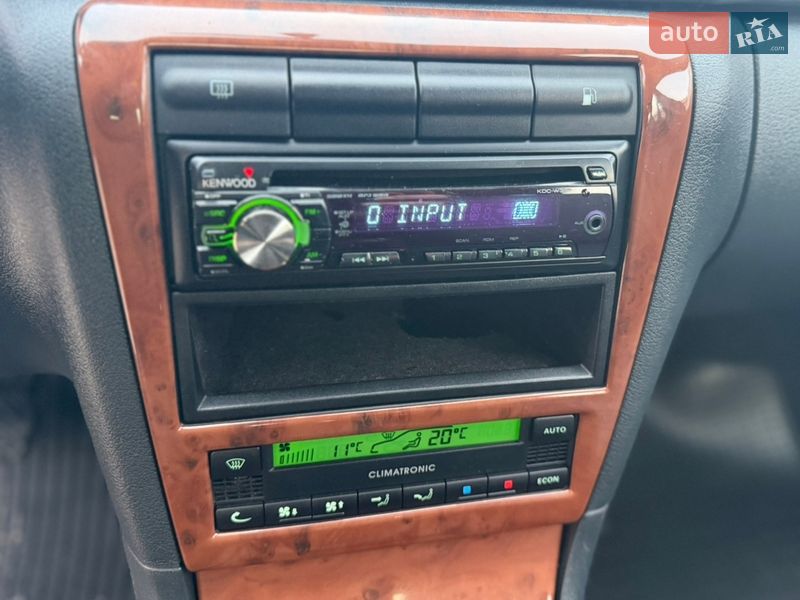 Лифтбек Skoda Octavia 2009 в Ровно