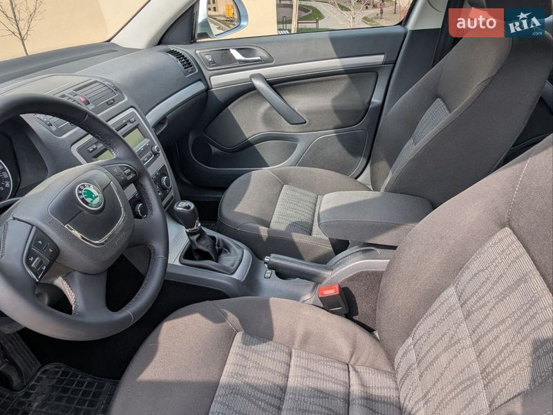 Лифтбек Skoda Octavia 2011 в Львове
