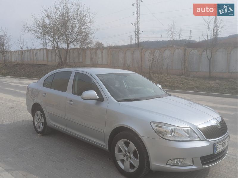 Лифтбек Skoda Octavia 2011 в Львове