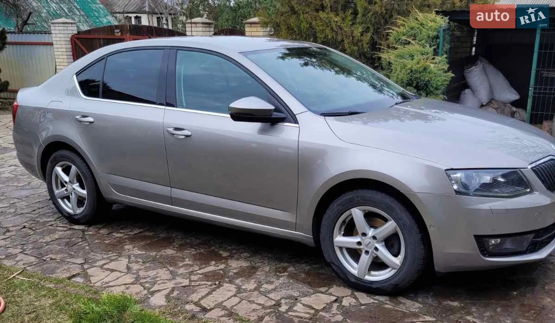 2015 Skoda Octavia - фото 1