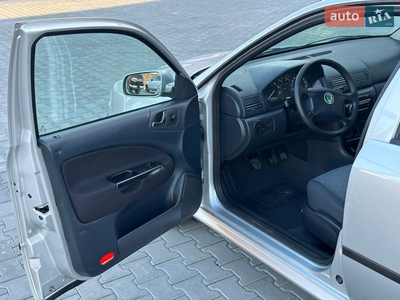 Лифтбек Skoda Octavia 2002 в Дубно фото 45 Лифтбек Skoda Octavia 2002 в Дубно