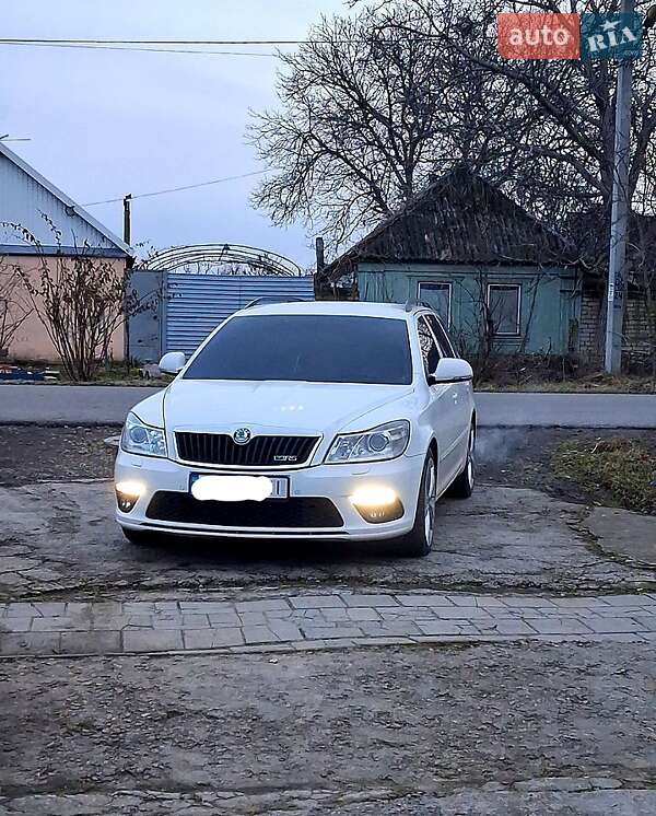 Универсал Skoda Octavia 2011 в Николаеве фото 3 Универсал Skoda Octavia 2011 в Николаеве