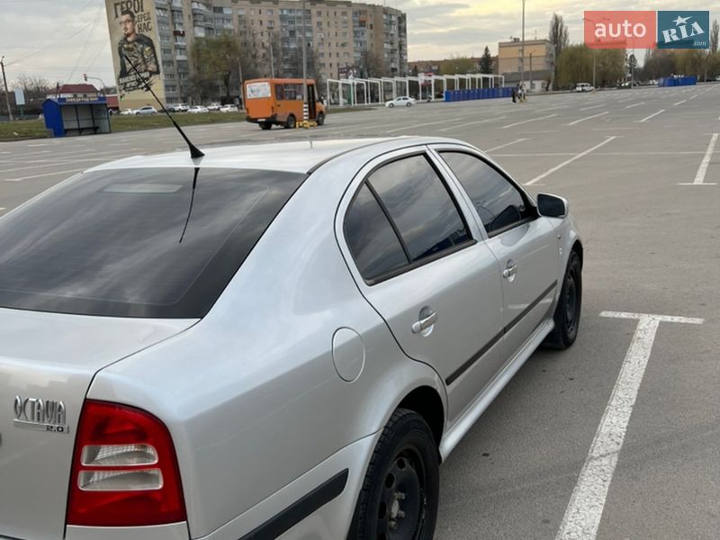 Лифтбек Skoda Octavia 2004 в Каменец-Подольском