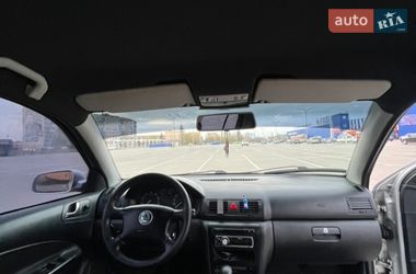 Лифтбек Skoda Octavia 2004 в Каменец-Подольском