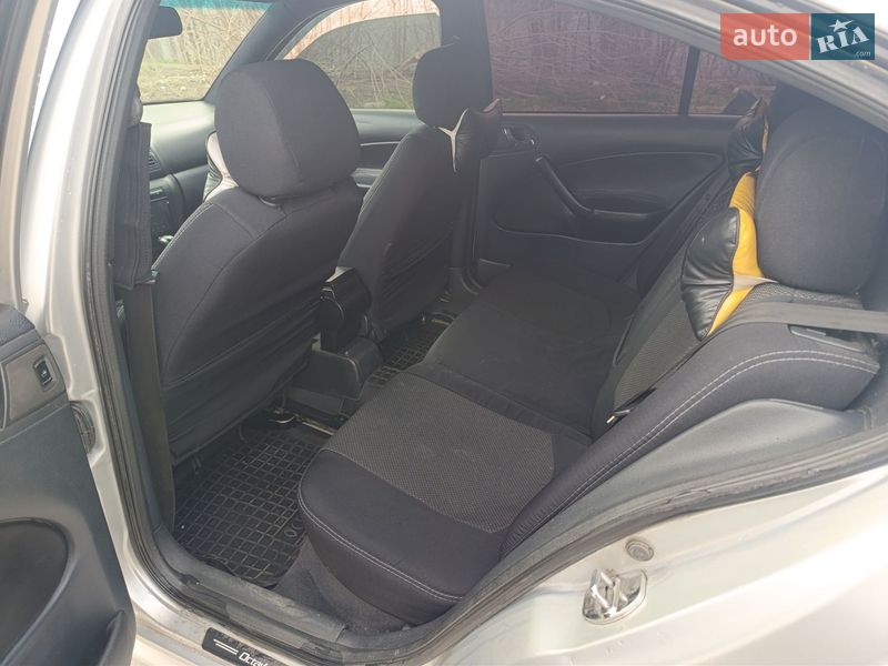 Ліфтбек Skoda Octavia 2001 в Южноукраїнську