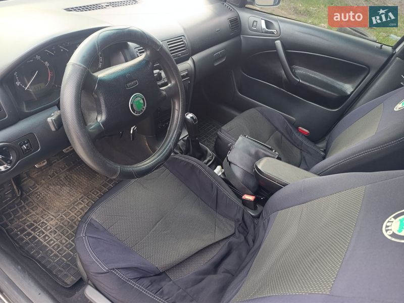 Ліфтбек Skoda Octavia 2001 в Южноукраїнську