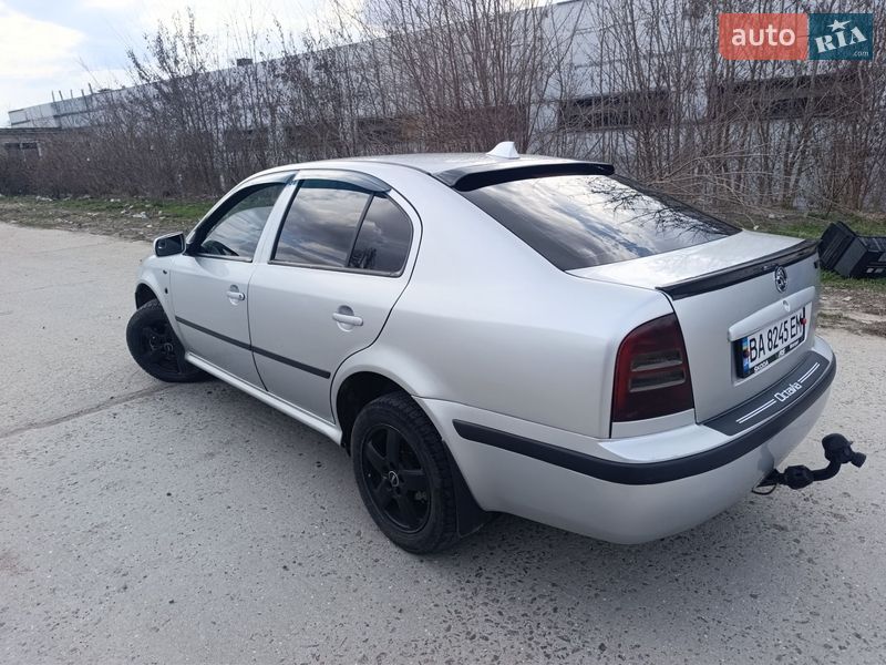 Ліфтбек Skoda Octavia 2001 в Южноукраїнську