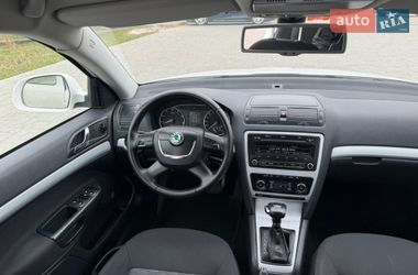 Универсал Skoda Octavia 2012 в Ровно