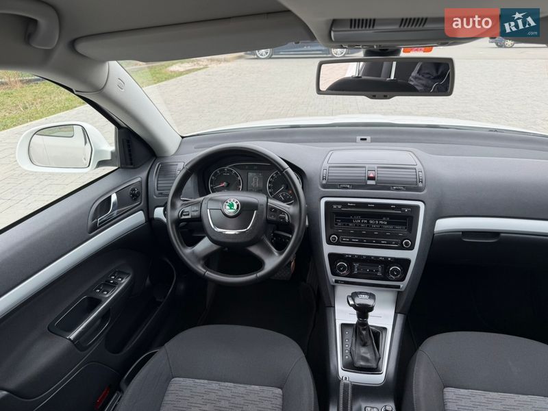 Универсал Skoda Octavia 2012 в Ровно