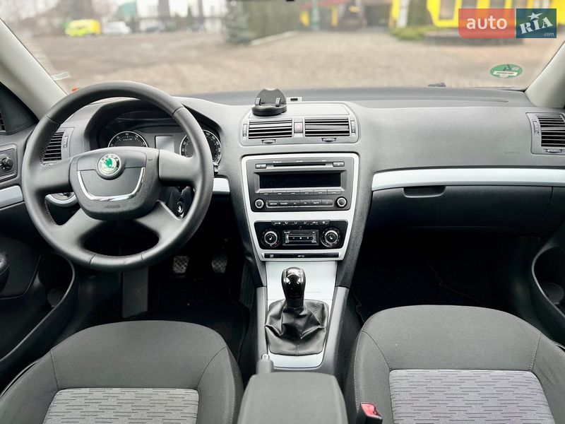 Универсал Skoda Octavia 2010 в Вознесенске