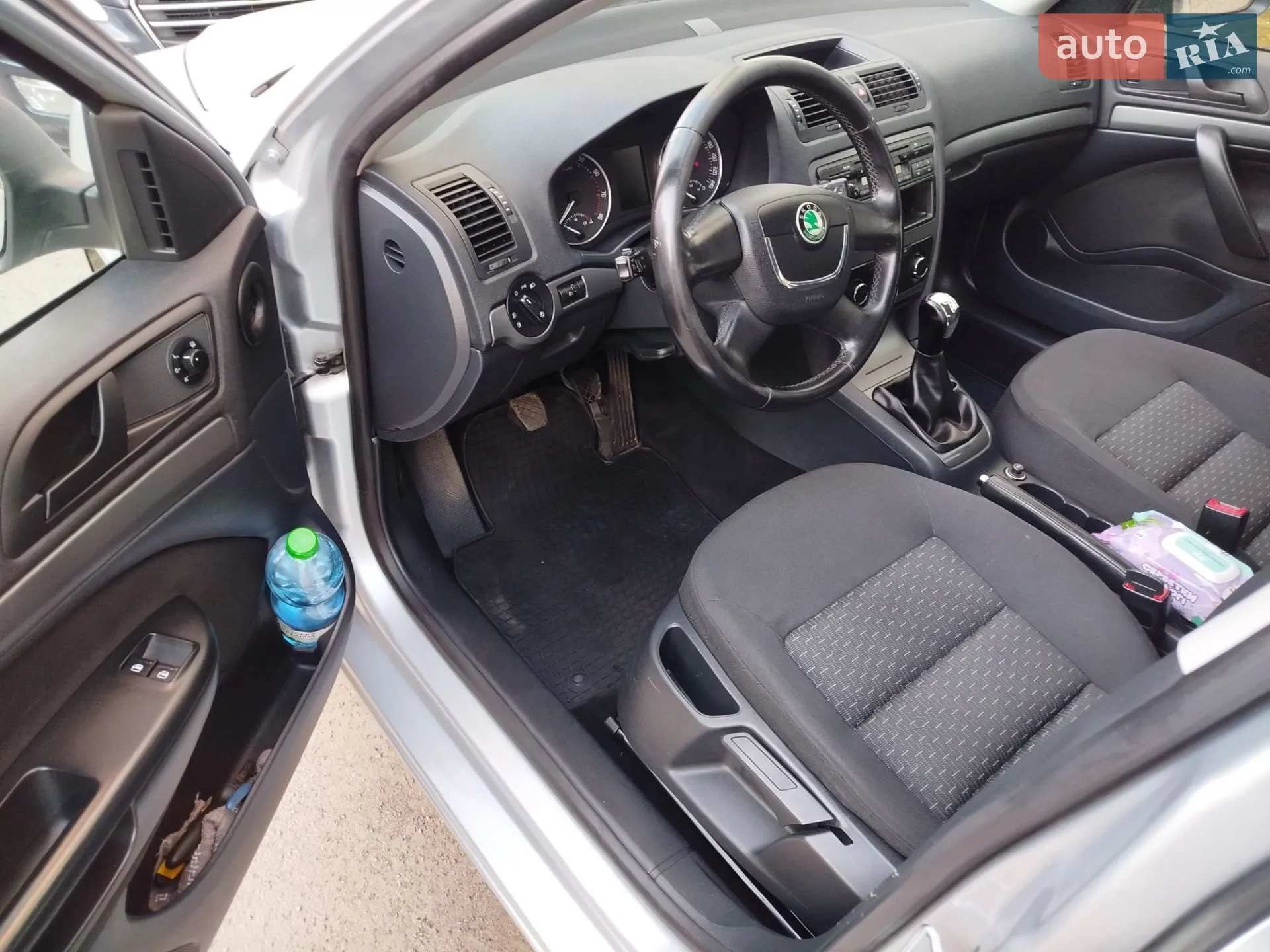 2010 Skoda Octavia - мініатюра 5