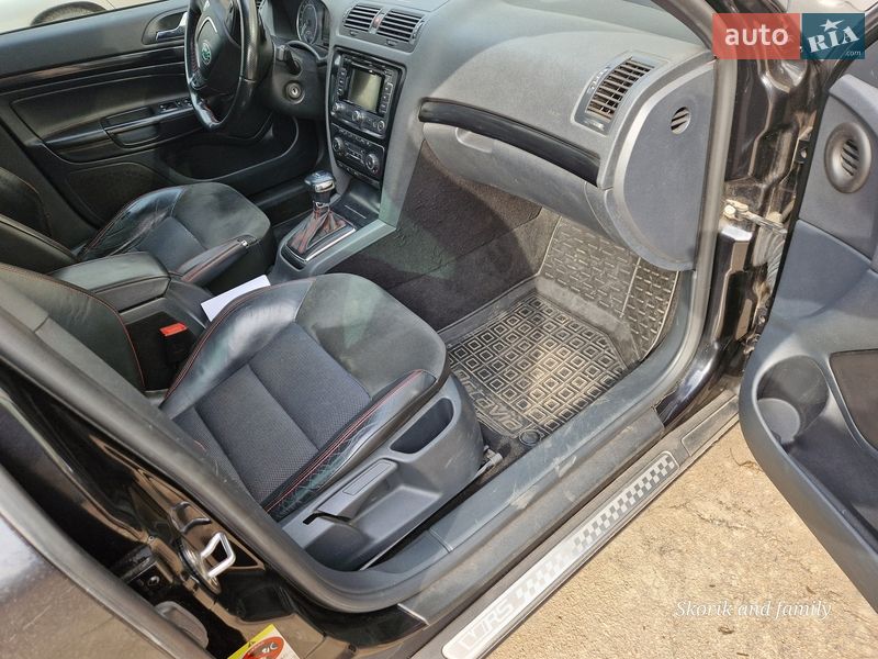 Универсал Skoda Octavia 2012 в Желтых Водах