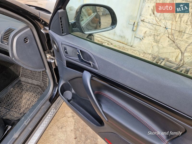 Универсал Skoda Octavia 2012 в Желтых Водах