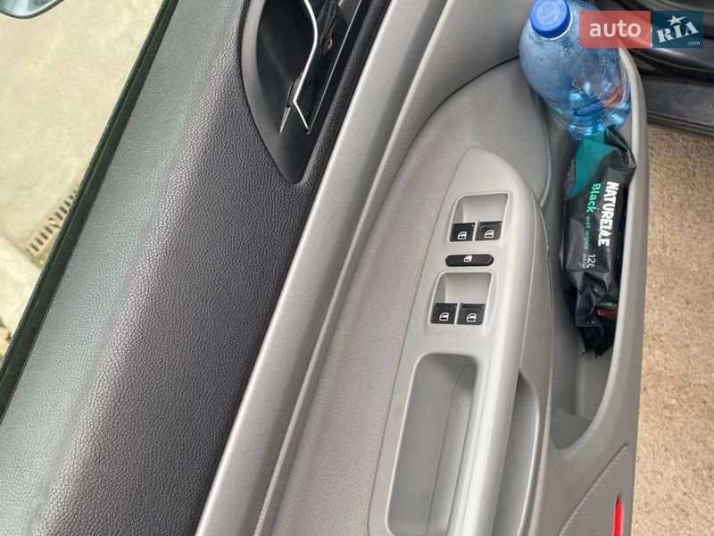 Универсал Skoda Octavia 2012 в Ровно