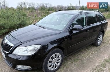 Универсал Skoda Octavia 2010 в Звенигородке
