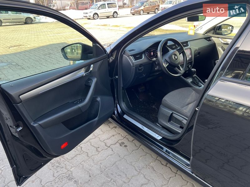 Универсал Skoda Octavia 2019 в Луцке