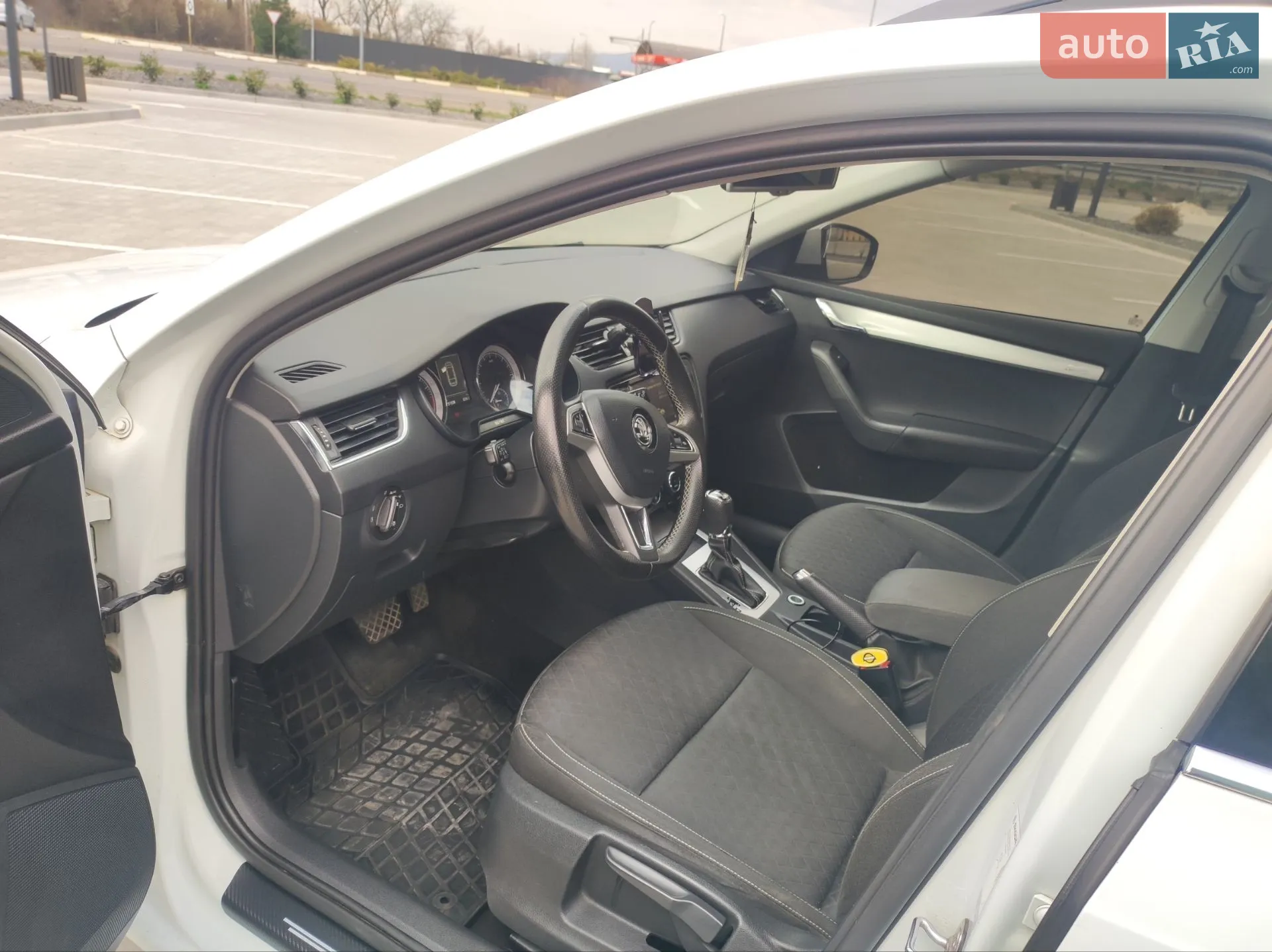 2015 Skoda Octavia - мініатюра 16