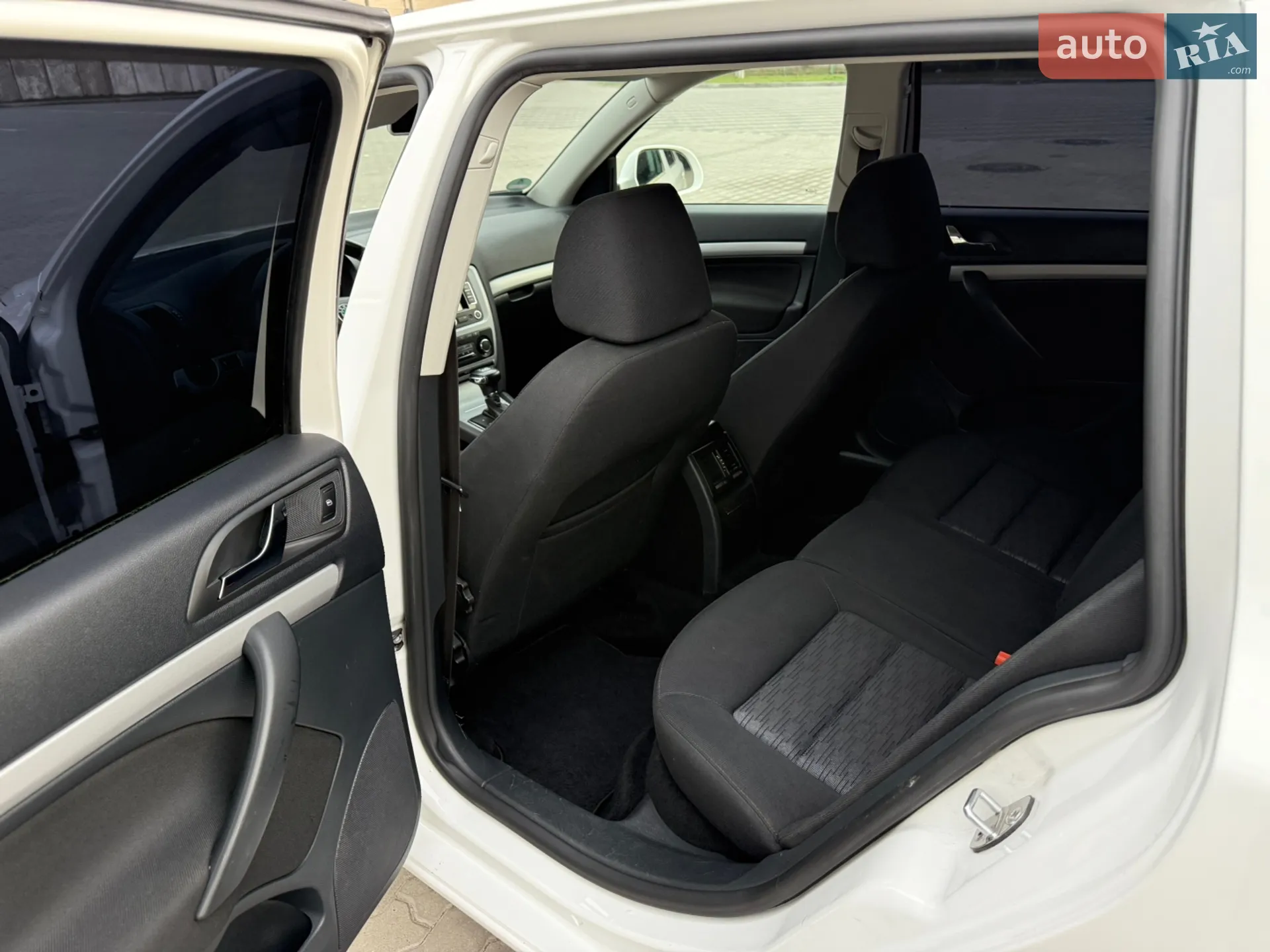 2012 Skoda Octavia - мініатюра 18