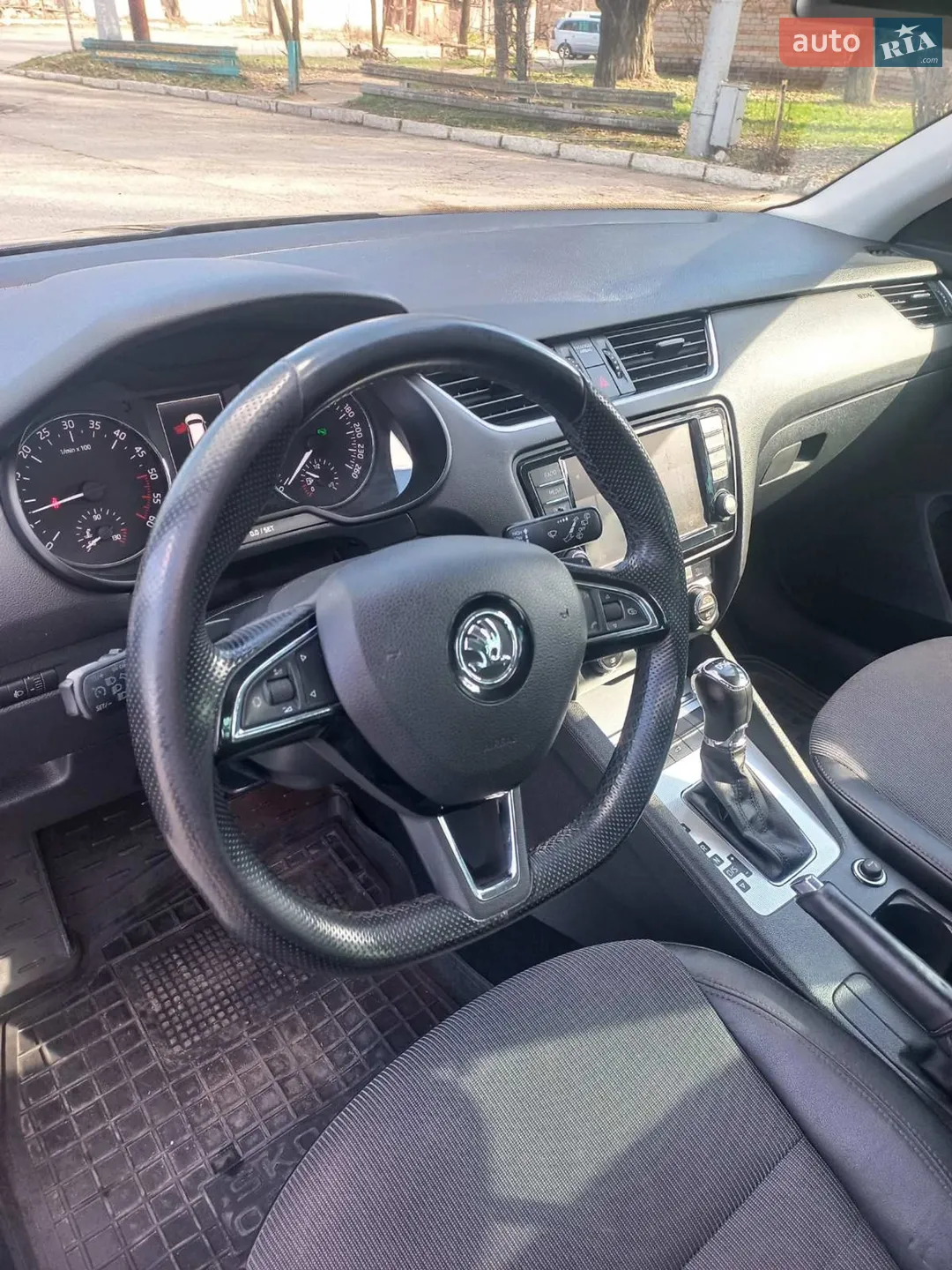 2015 Skoda Octavia - мініатюра 14