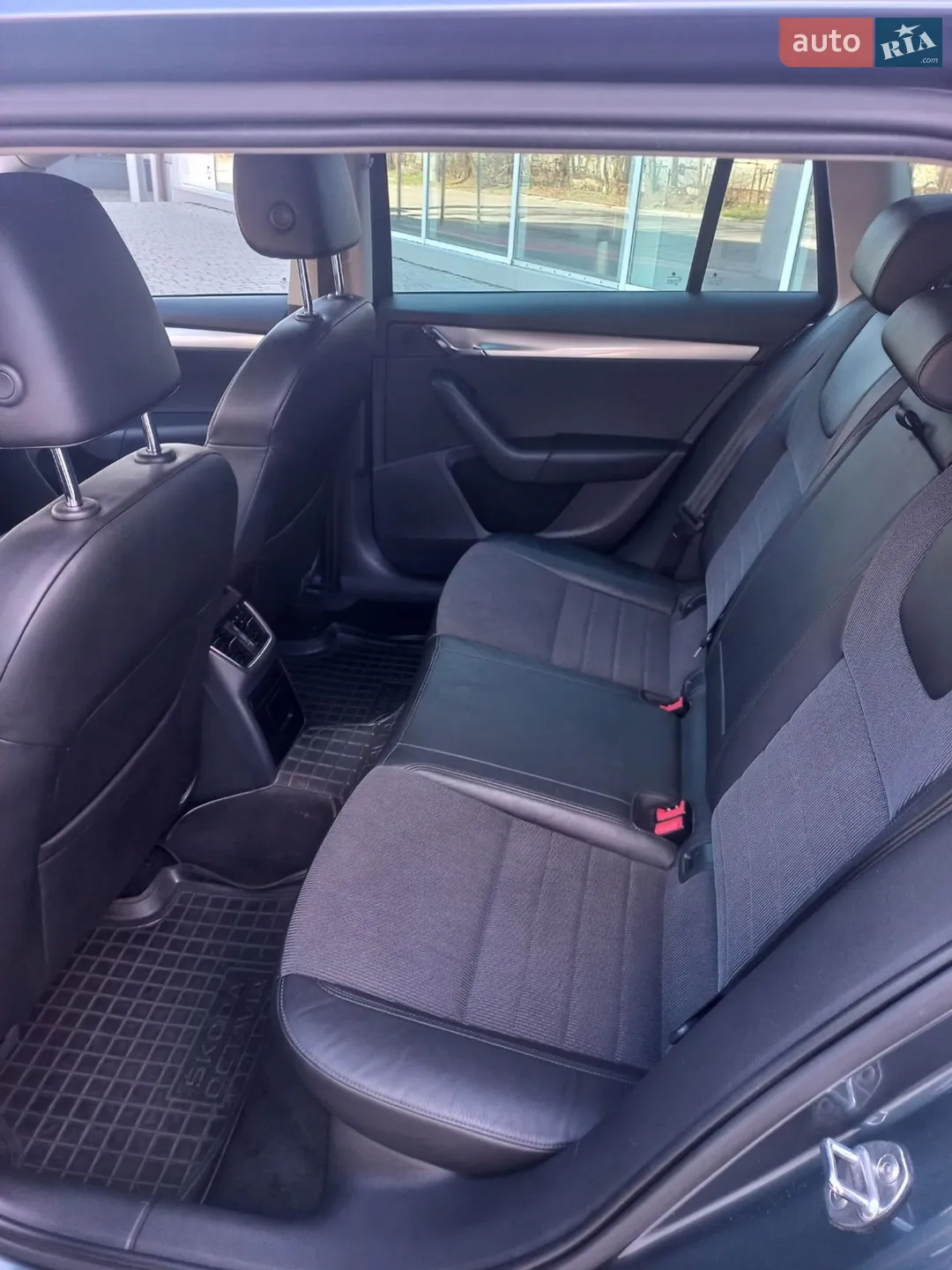 2015 Skoda Octavia - мініатюра 18