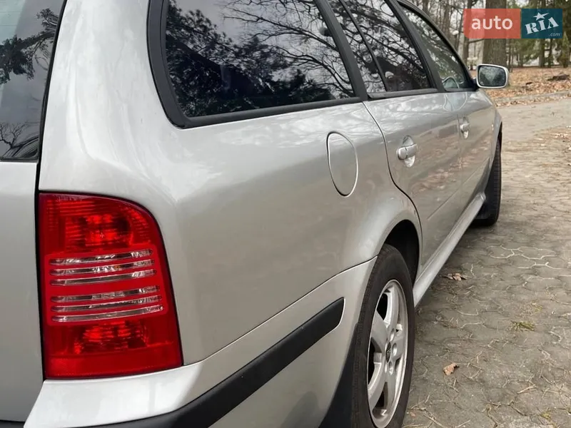 Skoda Octavia 2003 VIN TMBGL41U648731196 фото оголошення 2 з 38