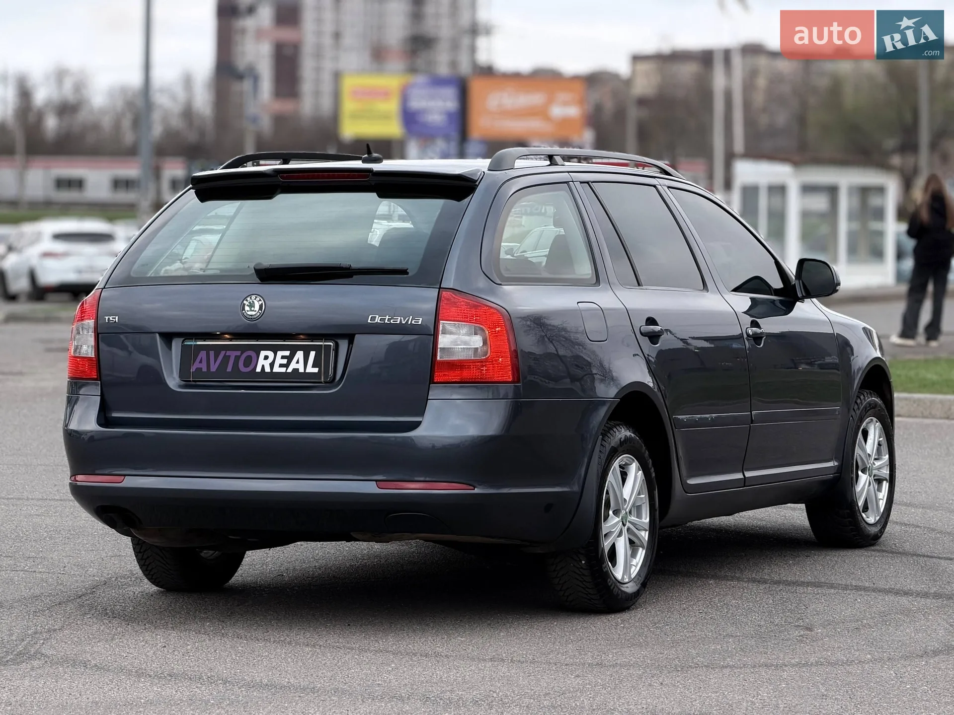 2010 Skoda Octavia - мініатюра 9