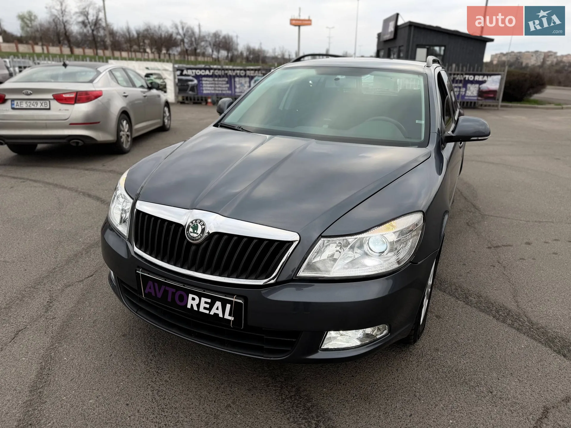 2010 Skoda Octavia - мініатюра 15