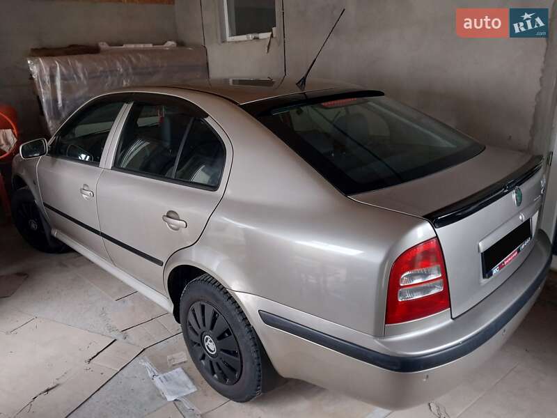 Лифтбек Skoda Octavia 2006 в Ивано-Франковске фото Лифтбек Skoda Octavia 2006 в Ивано-Франковске