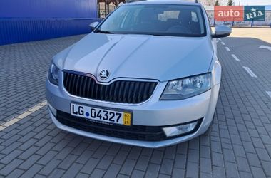 Универсал Skoda Octavia 2016 в Нововолынске