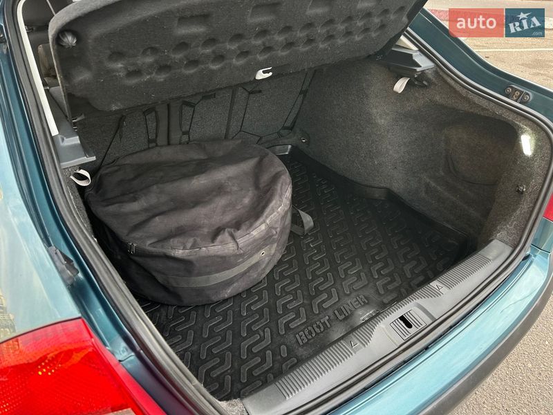 Лифтбек Skoda Octavia 2006 в Николаеве