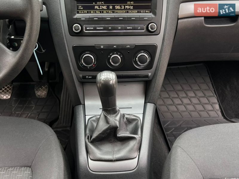 Універсал Skoda Octavia 2010 в Кривому Розі