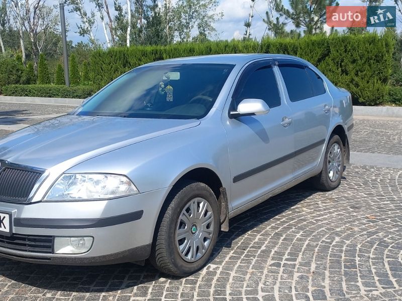 Лифтбек Skoda Octavia 2008 в Днепре