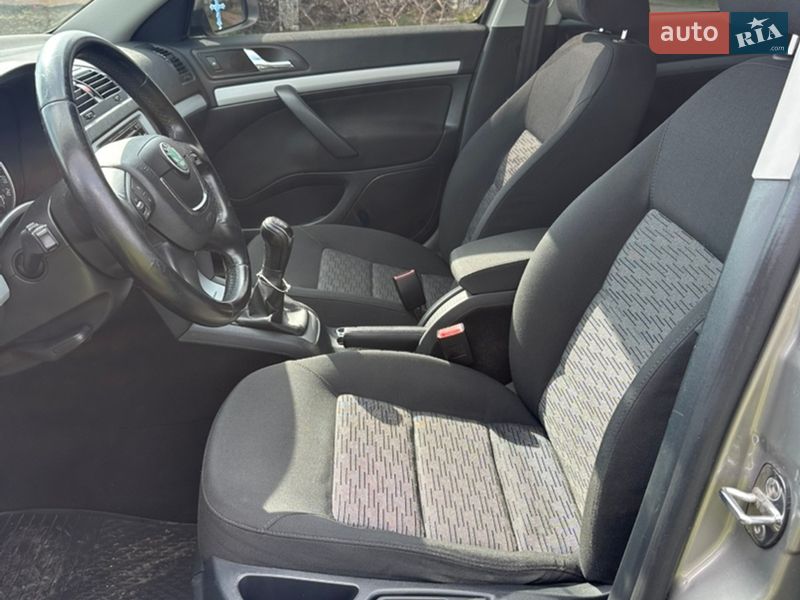 Универсал Skoda Octavia 2011 в Близнюках