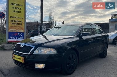 Лифтбек Skoda Octavia 2006 в Николаеве