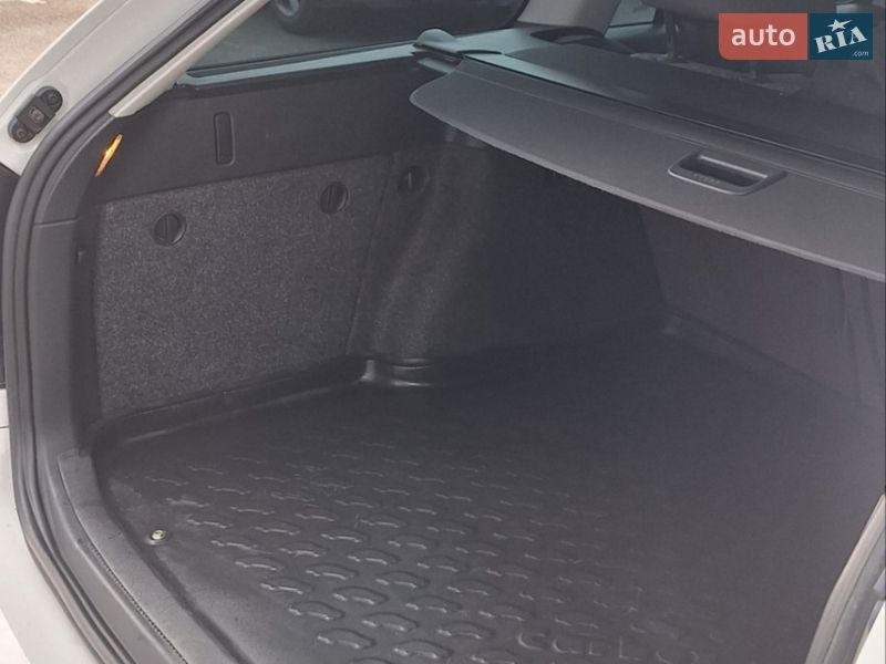 Универсал Skoda Octavia 2012 в Тернополе фото 8 Универсал Skoda Octavia 2012 в Тернополе