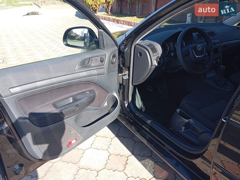 Универсал Skoda Octavia 2009 в Ровно