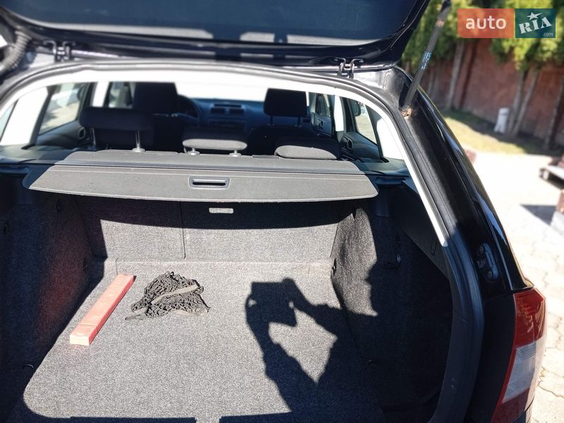 Универсал Skoda Octavia 2009 в Ровно
