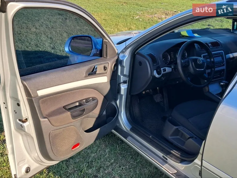Skoda Octavia 2010 VIN TMBHT61Z3A2118124 фото оголошення 14 з 59