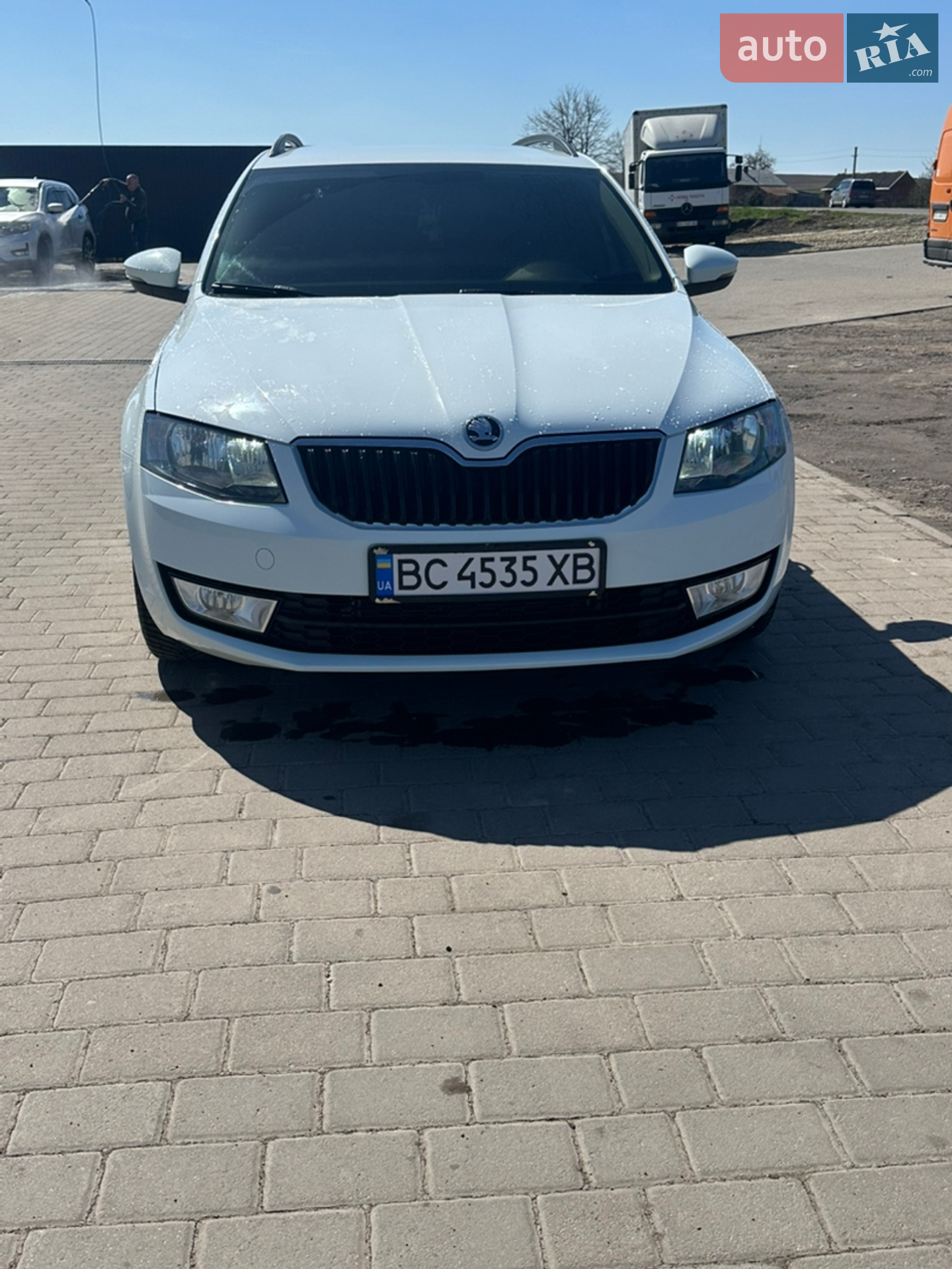 2017 Skoda Octavia - фото 1