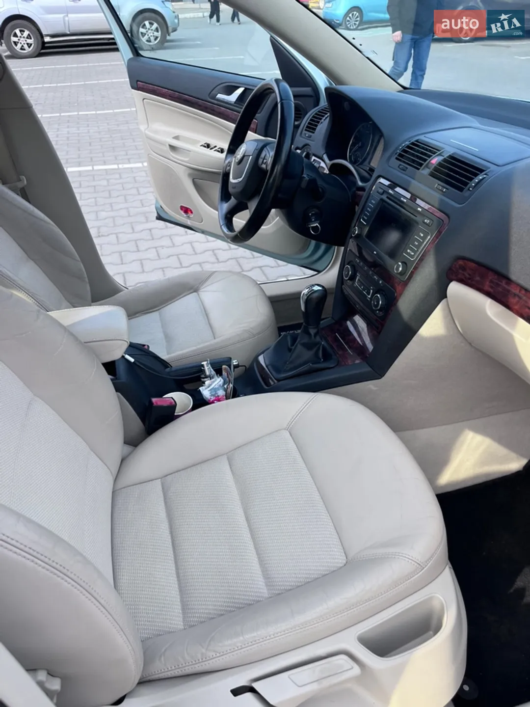 2011 Skoda Octavia - мініатюра 15