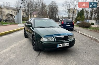 Лифтбек Skoda Octavia 2003 в Хмельницком