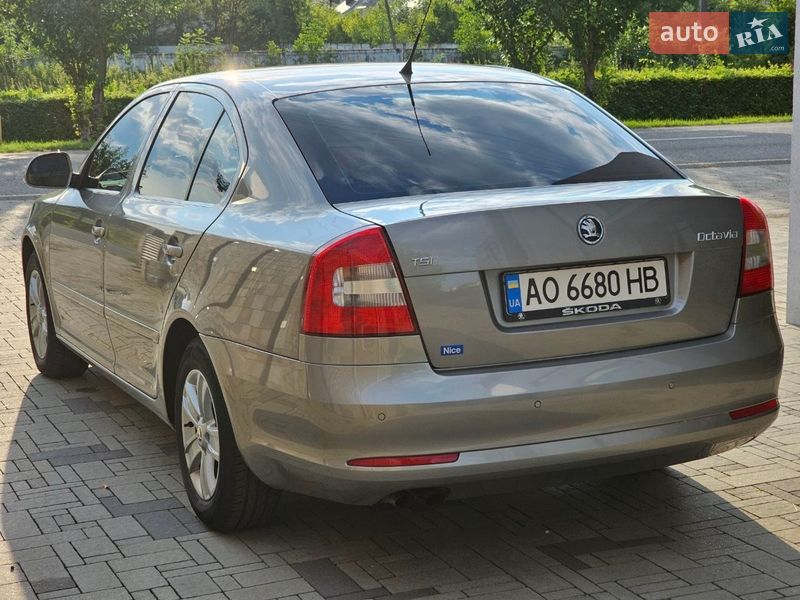 Ліфтбек Skoda Octavia 2009 в Ужгороді