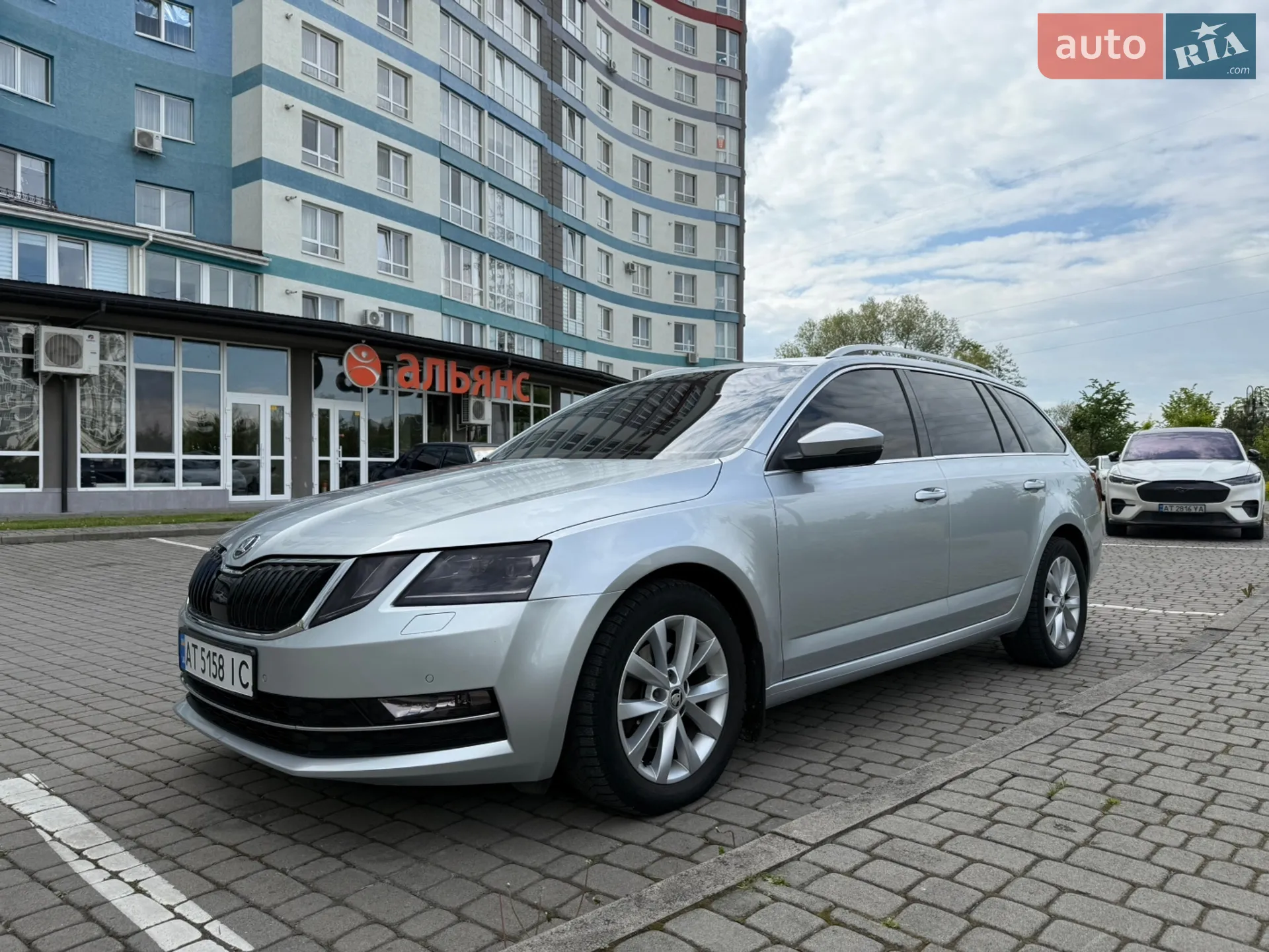 2019 Skoda Octavia - мініатюра 19
